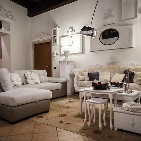 Piazza Erbe Luxury Apartment Verona Luaran gambar