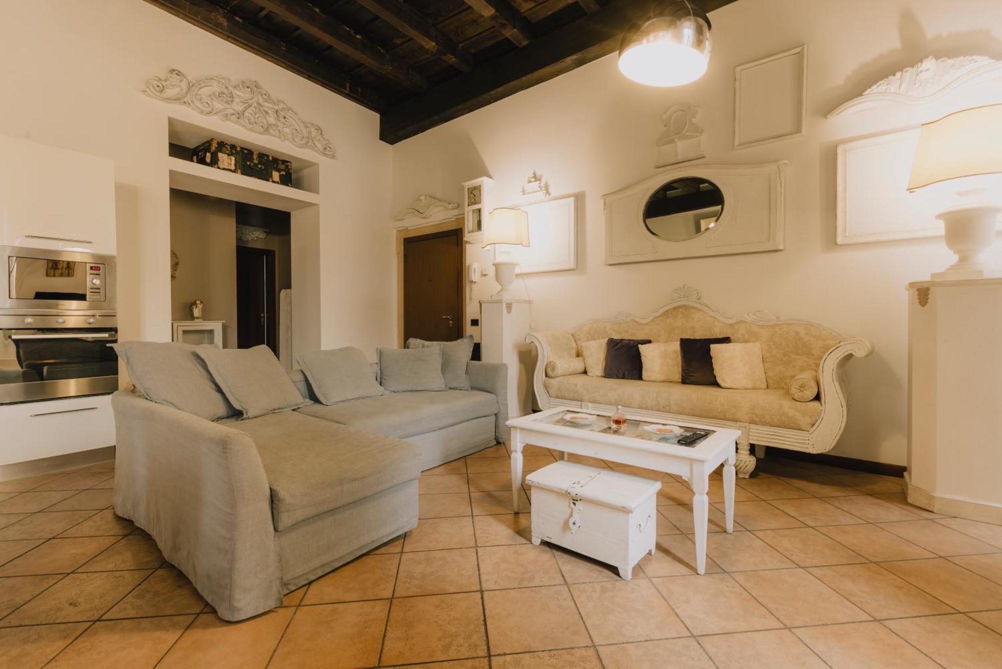 Piazza Erbe Luxury Apartment Verona Luaran gambar